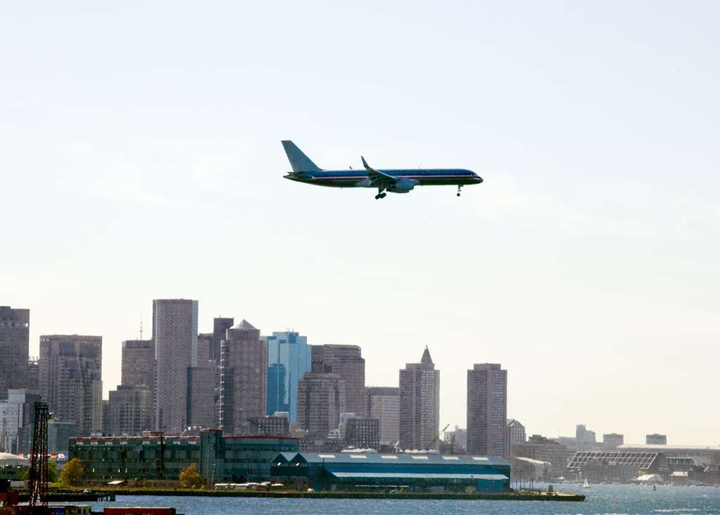 Hampton Inn Boston Logan Airport Zewnętrze zdjęcie